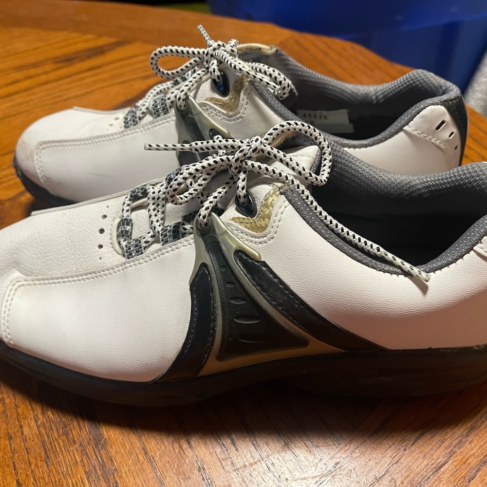 FootJoy Junior Leather Golf Shoes Size 6M Black White Titanium Style
